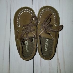 4m brown sperrys